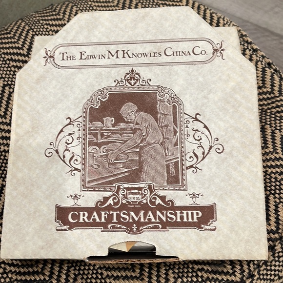 Annie and Grace Third Issue The Annie Collectors Plate Series With Authenticity - Picture 4 of 5